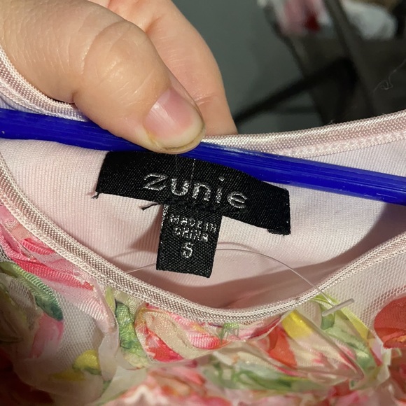 Girls size 5 dress - Picture 7 of 7